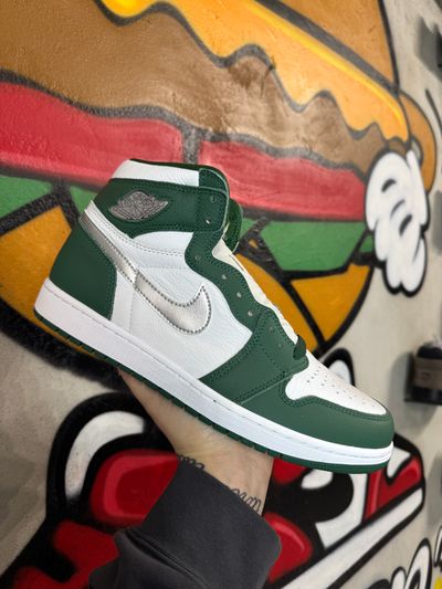 Air Jordan 1 Retro Gorge Green